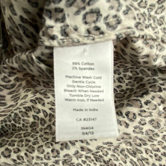 Talbots Women's Size 16W Long Sleeve Button Front Shirt Blouse Cat Animal Print - Picture 7 of 9